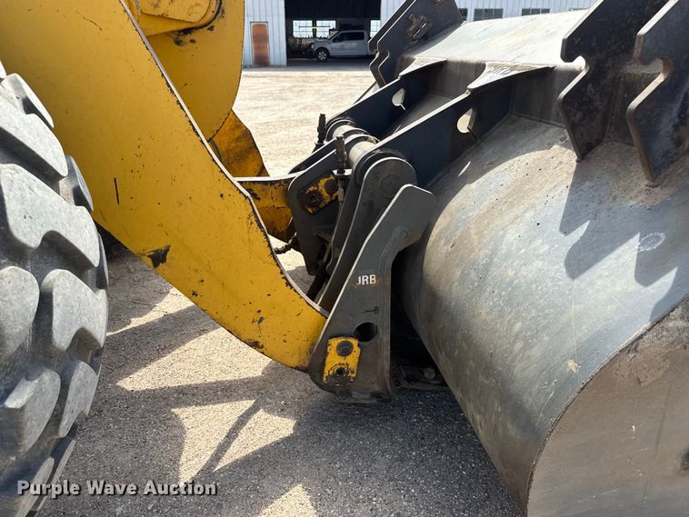 image for item DY0217 2009 Komatsu WA320-6 wheel loader