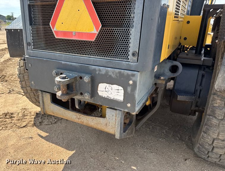 image for item DY0218 2005 Komatsu  GD655-3C motor grader