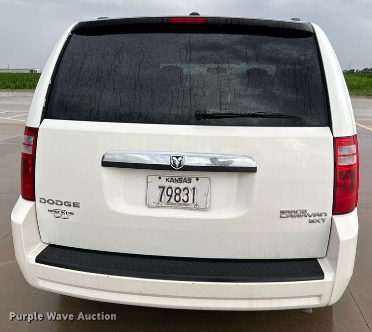 image for item DY0224 2010 Dodge Grand Caravan SXT van