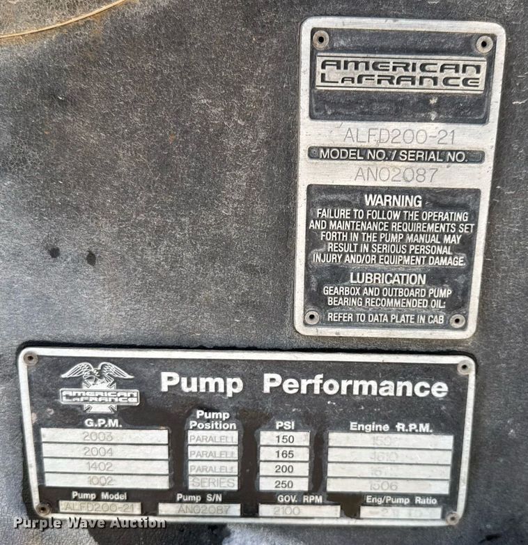 image for item DY0225 2004 Freightliner  Eagle pumper fire truck