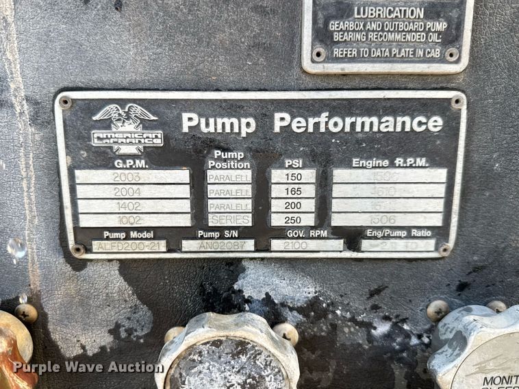 image for item DY0225 2004 Freightliner  Eagle pumper fire truck