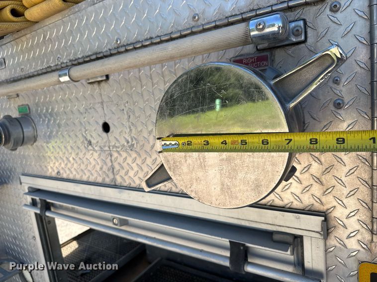 image for item DY0225 2004 Freightliner  Eagle pumper fire truck