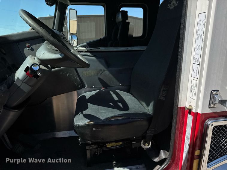 image for item DY0225 2004 Freightliner  Eagle pumper fire truck