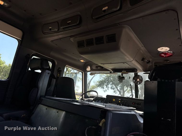 image for item DY0225 2004 Freightliner  Eagle pumper fire truck