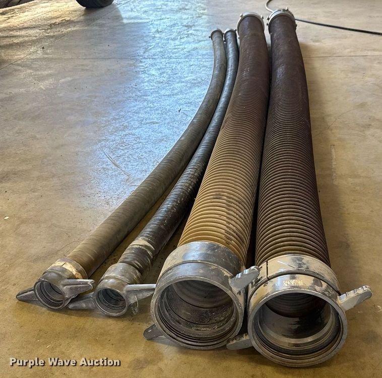 image for item DY0225 2004 Freightliner  Eagle pumper fire truck