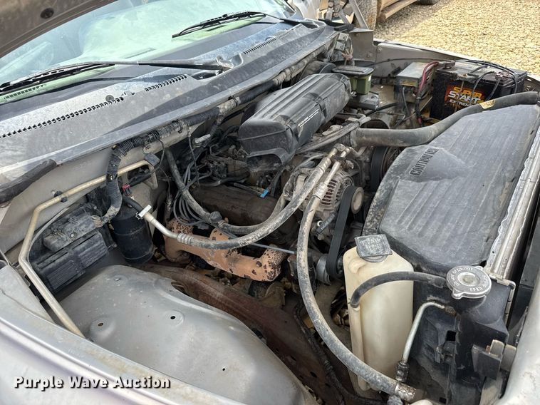 image for item DY0227 1995 Dodge Ram 1500 Club Cab pickup truck