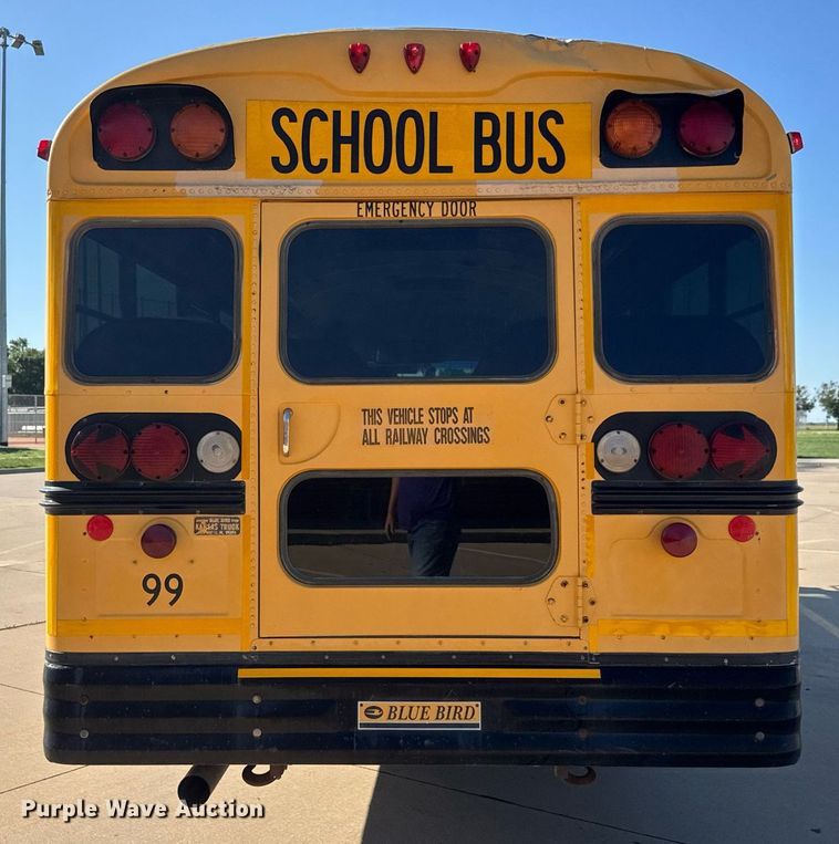 image for item DY0228 2000 Blue Bird school bus