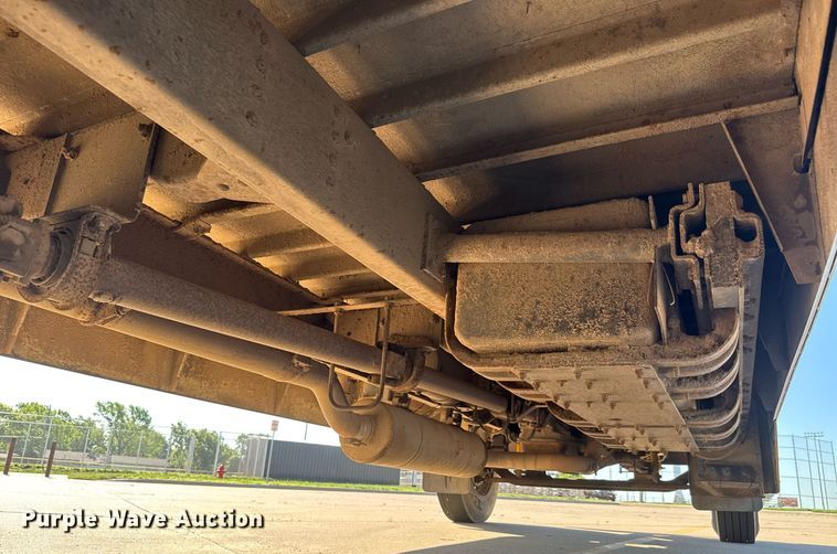 image for item DY0228 2000 Blue Bird school bus