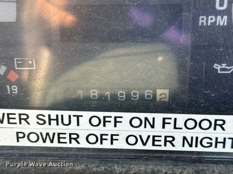 image for item DY0228 2000 Blue Bird school bus