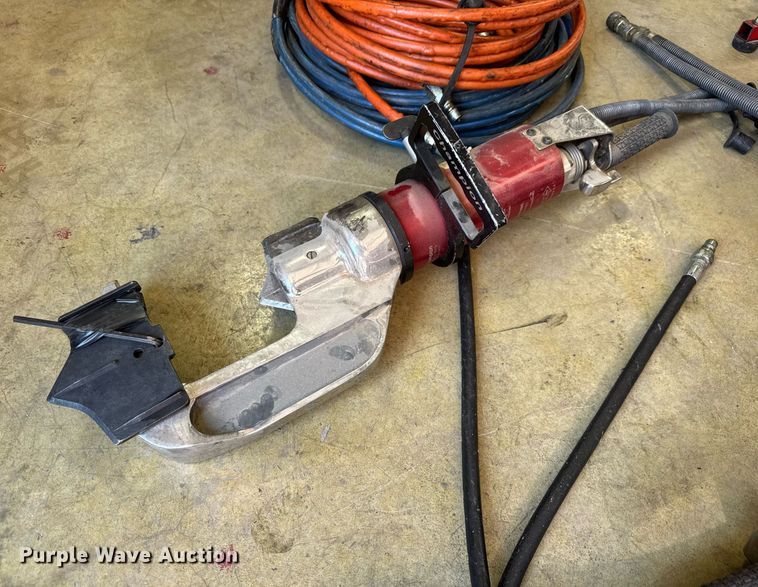 image for item DY0230 Rescue equipment