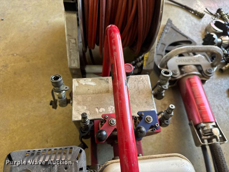 image for item DY0230 Rescue equipment