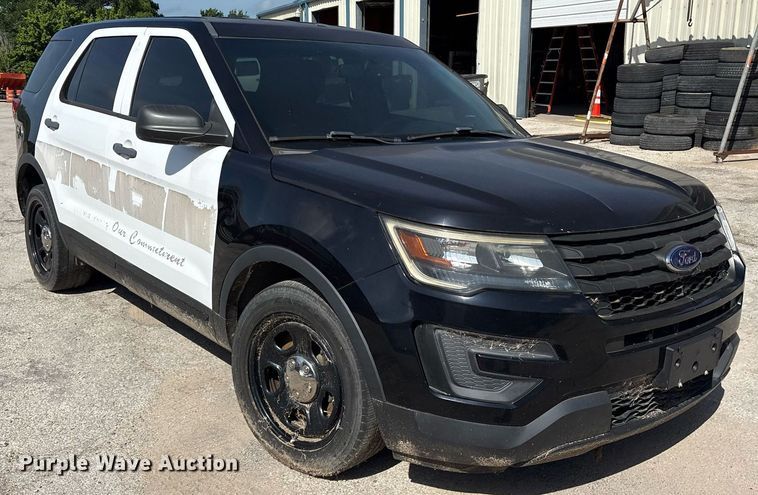 image for item DY0679 2016 Ford Explorer Police SUV