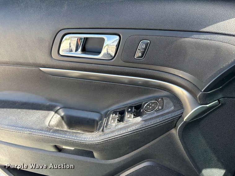 image for item DY0679 2016 Ford Explorer Police SUV