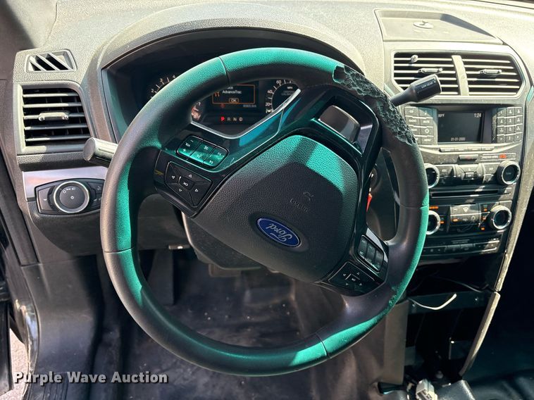 image for item DY0679 2016 Ford Explorer Police SUV