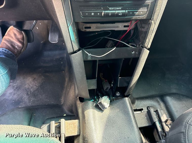 image for item DY0679 2016 Ford Explorer Police SUV