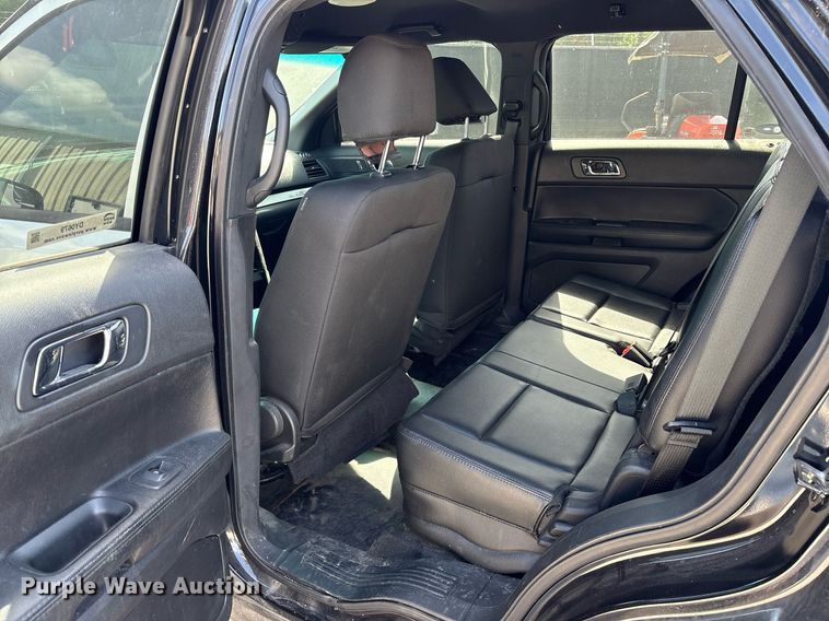 image for item DY0679 2016 Ford Explorer Police SUV