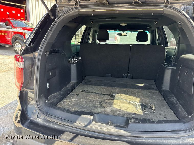 image for item DY0679 2016 Ford Explorer Police SUV