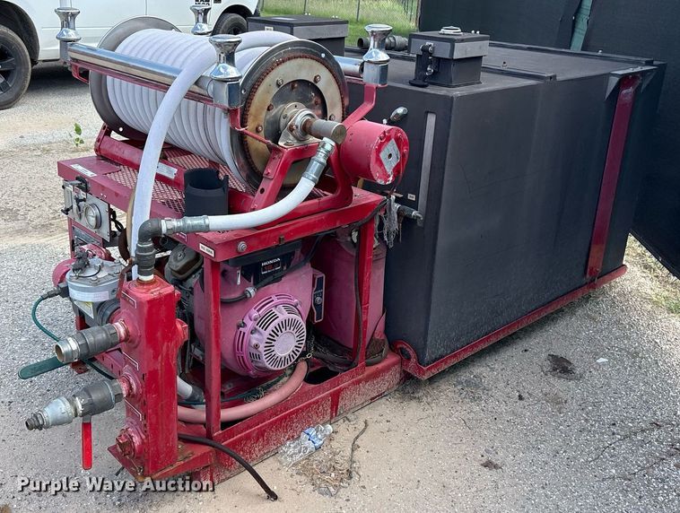 image for item DY0680 Hale V-Series brush fire skid unit