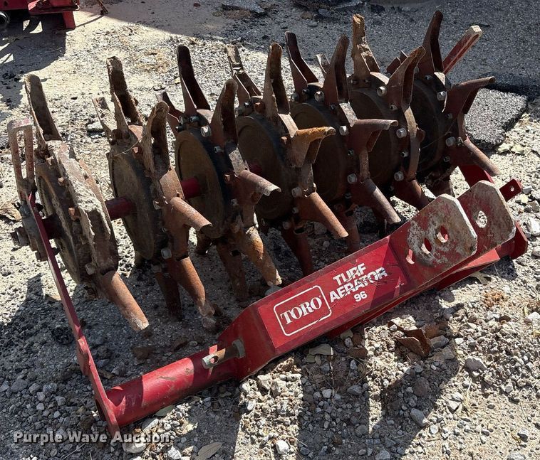 image for item DY0681 Toro Turf 96 aerator