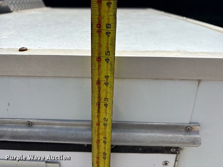 image for item DY0682 Deerskin truck bed dog box 