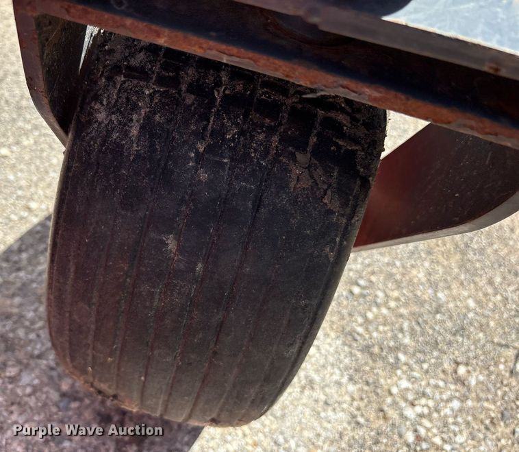 image for item DY0683 Kubota ZG327 ZTR lawn mower