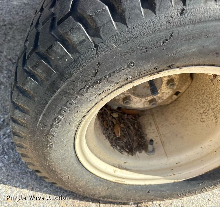 image for item DY0684 Kubota F2560 lawn mower