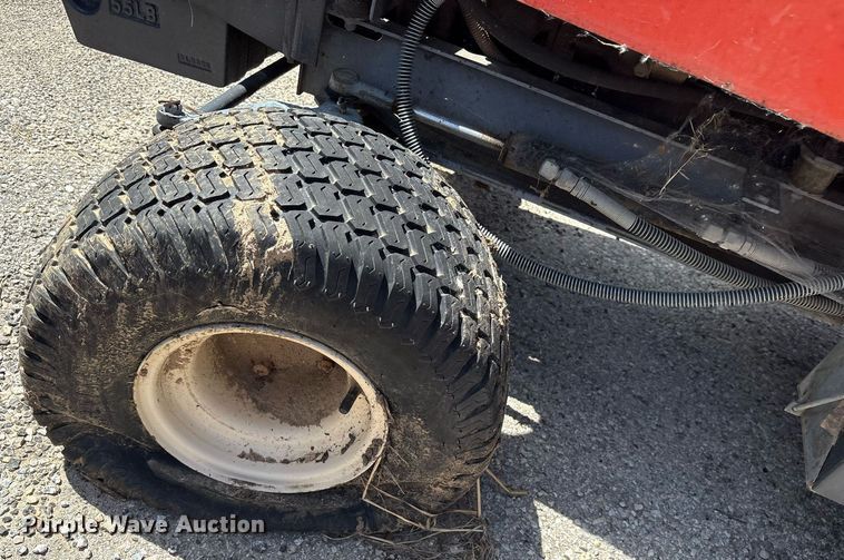 image for item DY0684 Kubota F2560 lawn mower