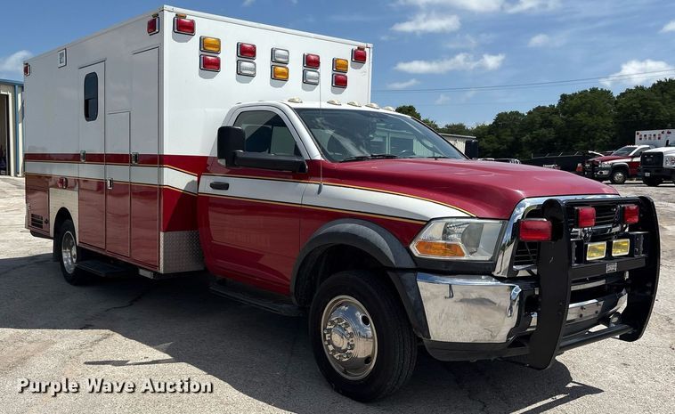 image for item DY0685 2011 Dodge Ram 4500 ambulance
