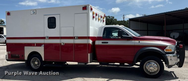 image for item DY0685 2011 Dodge Ram 4500 ambulance