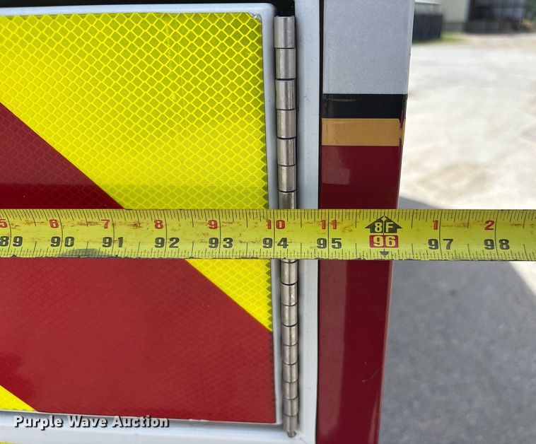 image for item DY0685 2011 Dodge Ram 4500 ambulance