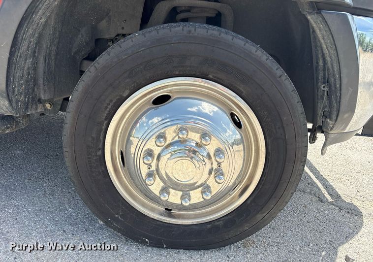 image for item DY0685 2011 Dodge Ram 4500 ambulance