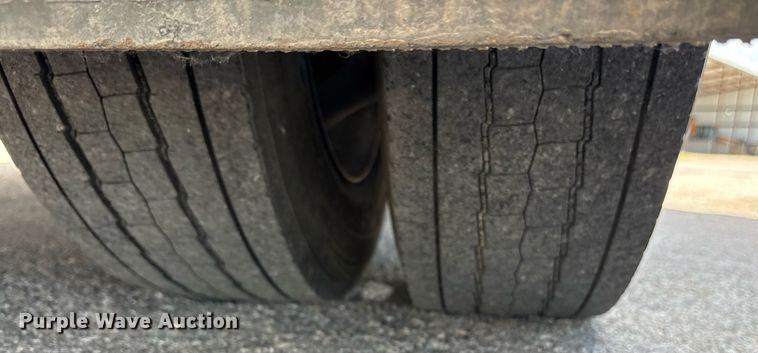 image for item DY0685 2011 Dodge Ram 4500 ambulance