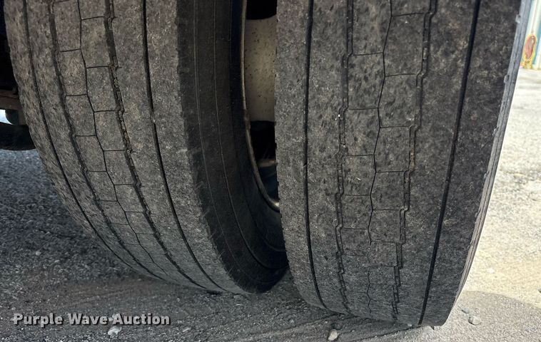 image for item DY0685 2011 Dodge Ram 4500 ambulance