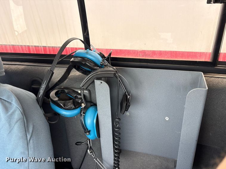 image for item DY0686 2009 Dodge Ram 4500 ambulance