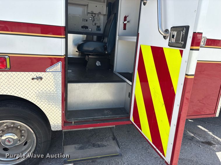 image for item DY0686 2009 Dodge Ram 4500 ambulance