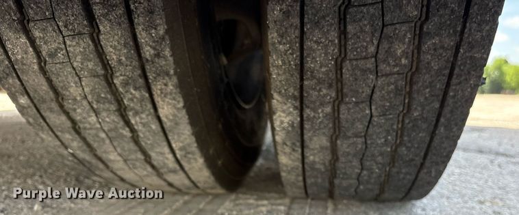 image for item DY0686 2009 Dodge Ram 4500 ambulance