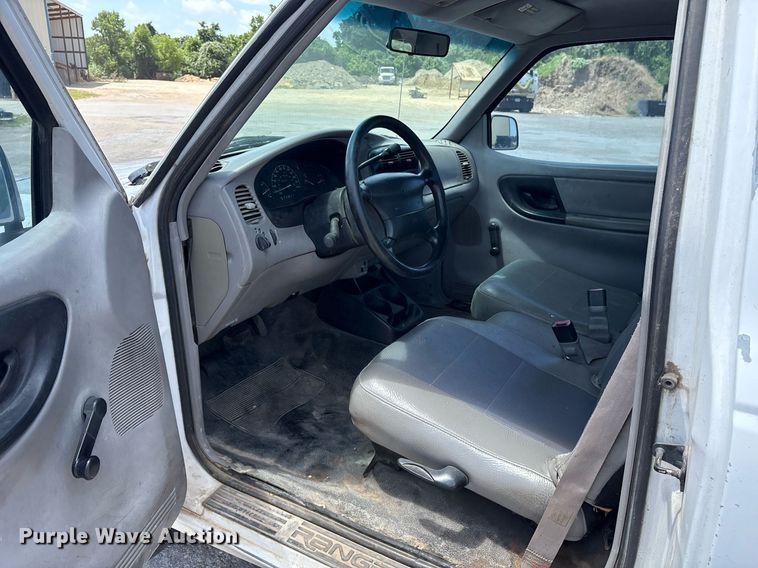 image for item DY0687 1998 Ford Ranger pickup truck