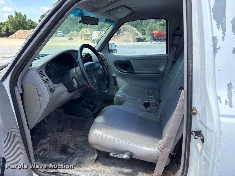 image for item DY0687 1998 Ford Ranger pickup truck