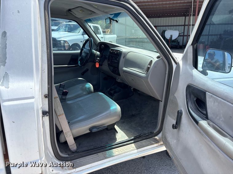 image for item DY0687 1998 Ford Ranger pickup truck