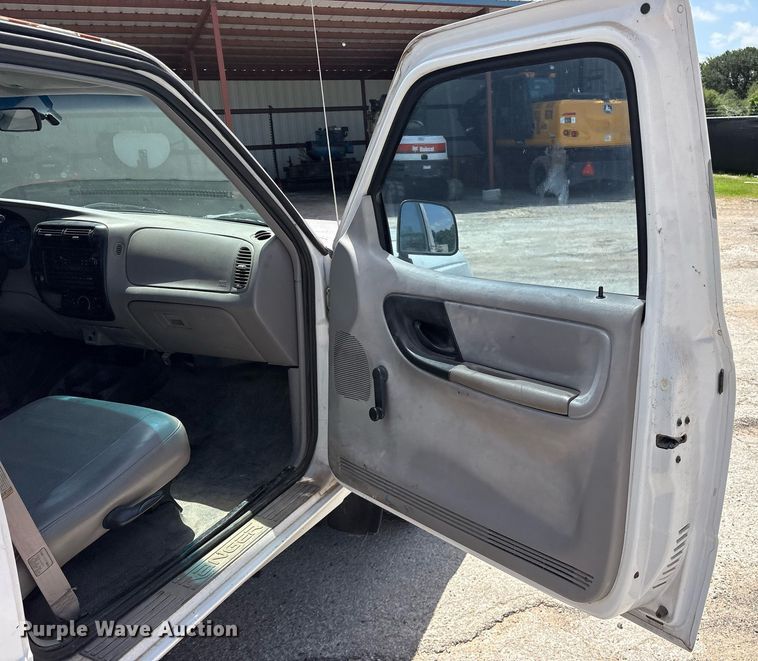 image for item DY0687 1998 Ford Ranger pickup truck
