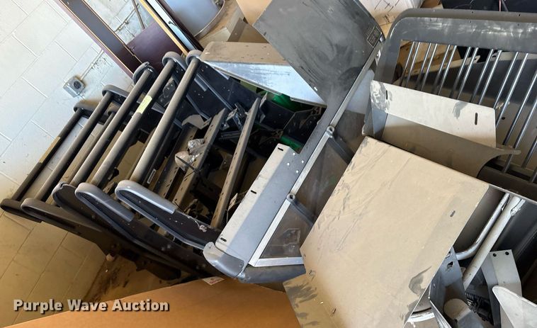 image for item DY0688 Emergency service equipment 