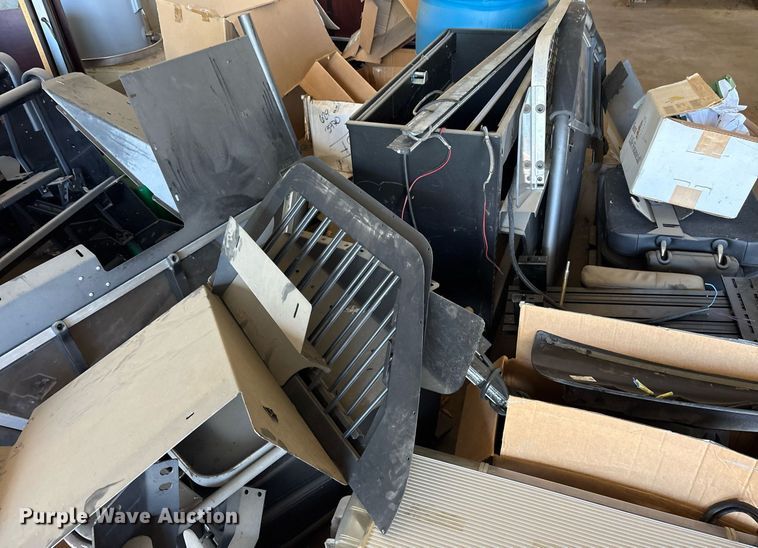 image for item DY0688 Emergency service equipment 