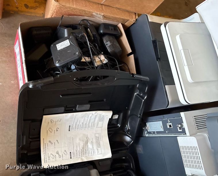 image for item DY0688 Emergency service equipment 