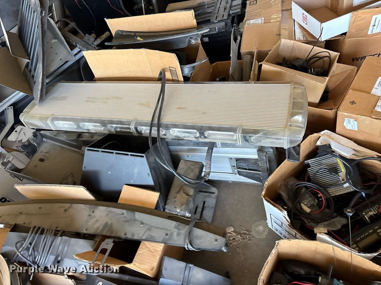 image for item DY0688 Emergency service equipment 