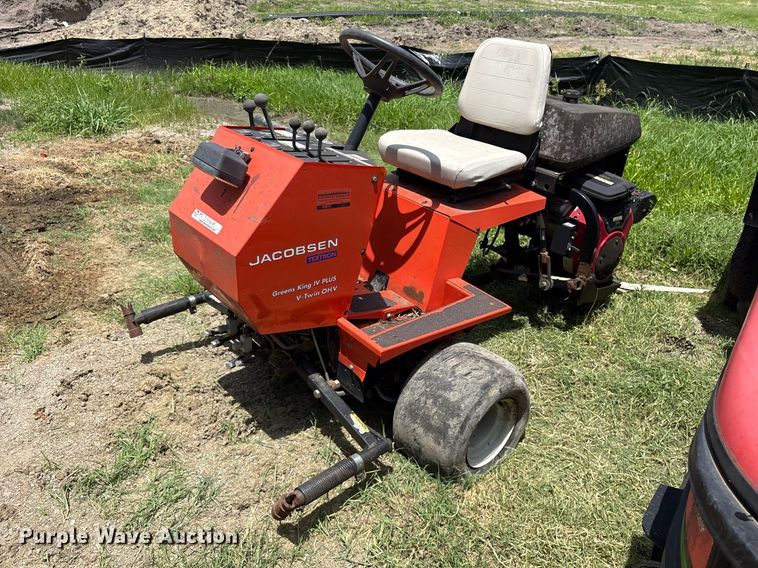 image for item DY0689 Utility vehicles