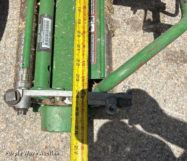 image for item DY0690 2010 John Deere 2500B reel mower