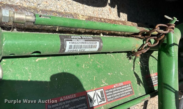 image for item DY0690 2010 John Deere 2500B reel mower