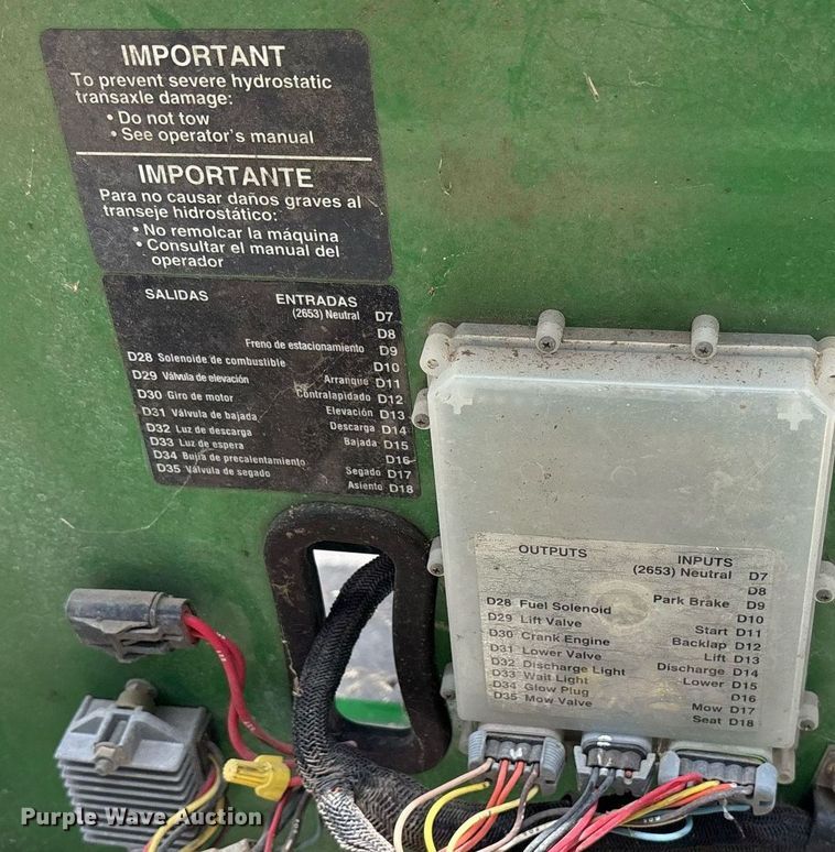 image for item DY0690 2010 John Deere 2500B reel mower