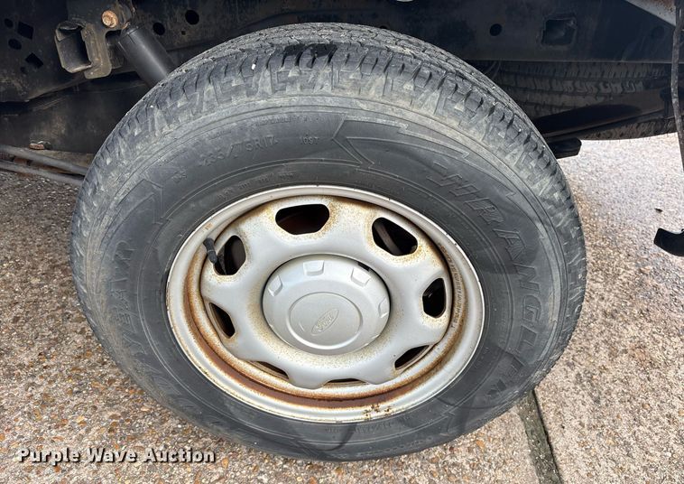 image for item DY0694 2013 Ford F150 pickup truck