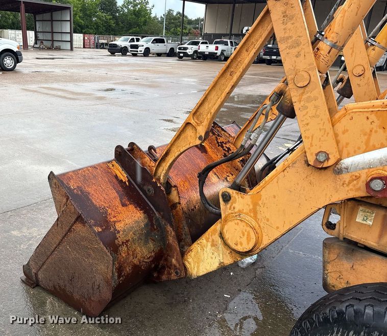 image for item DY0695 2002 Case 580M backhoe